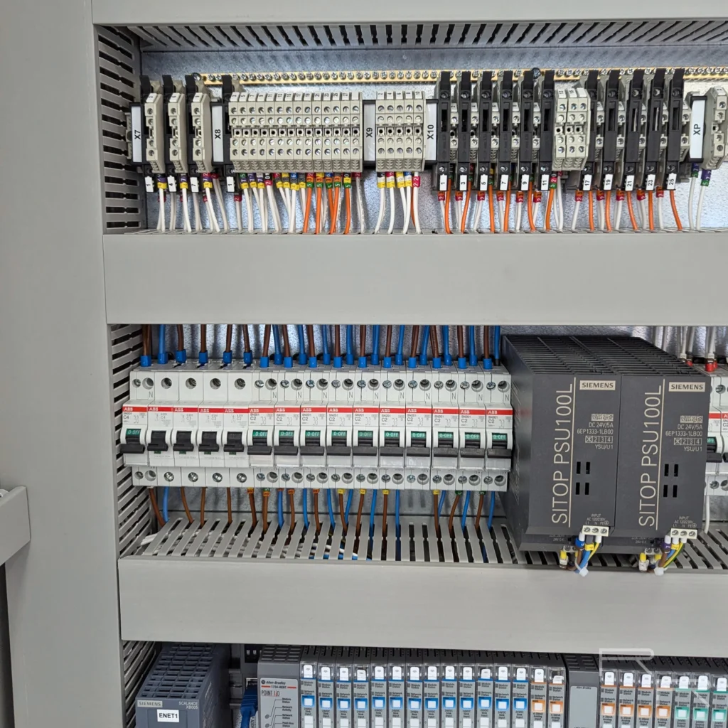 Control distribution with ABB MCBs, Siemens SITOP 24V DC power supplies and Allen-Bradley Point I/O